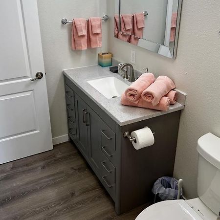 Anchorage Midtown Apartment-Wyoming 2 エクステリア 写真